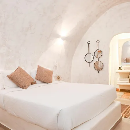 White Curves Santorini Frühstückspension